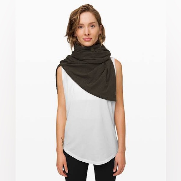 lululemon athletica Accessories - Lululemon Vinyasa Scarf Black Marl
